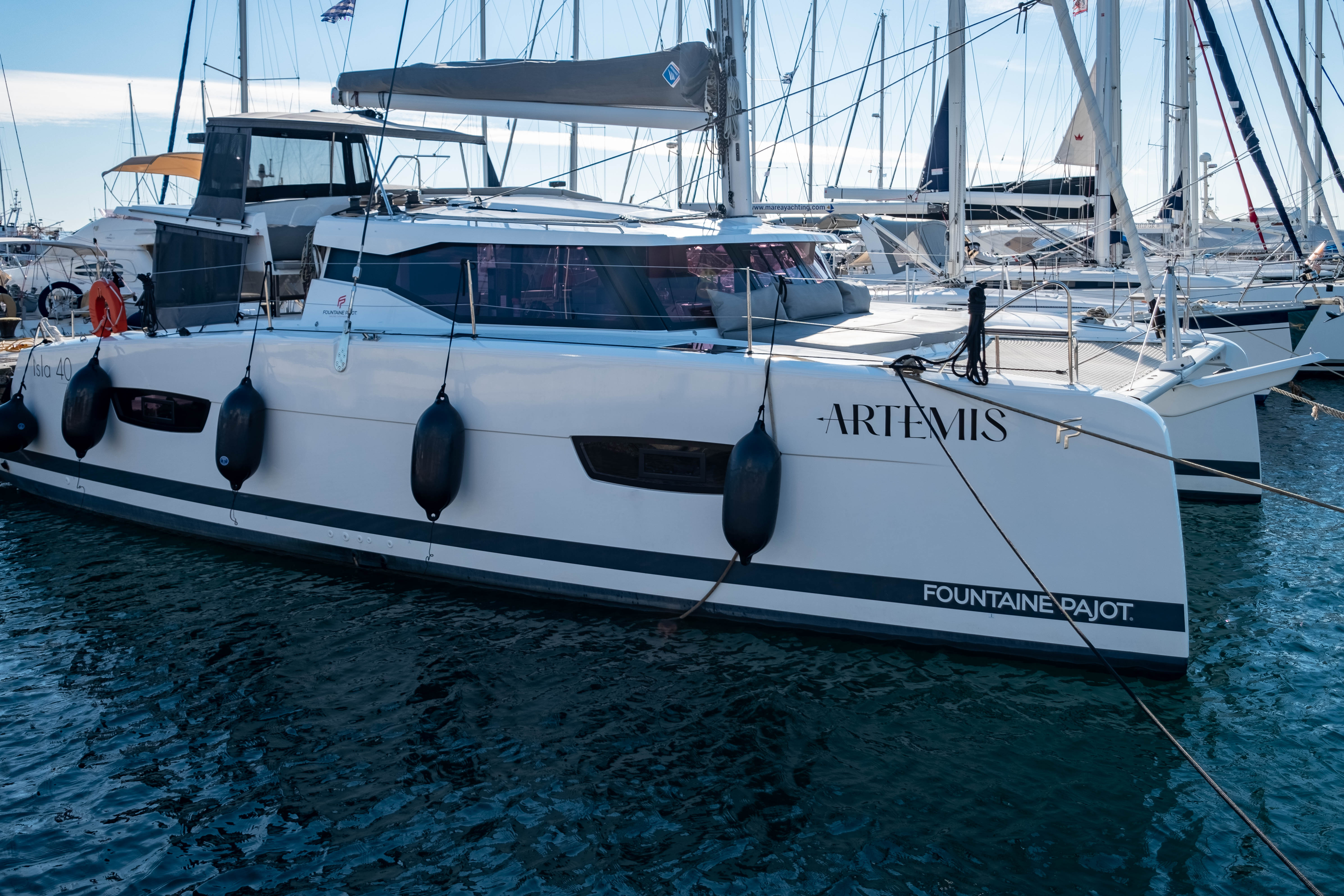 Artemis 