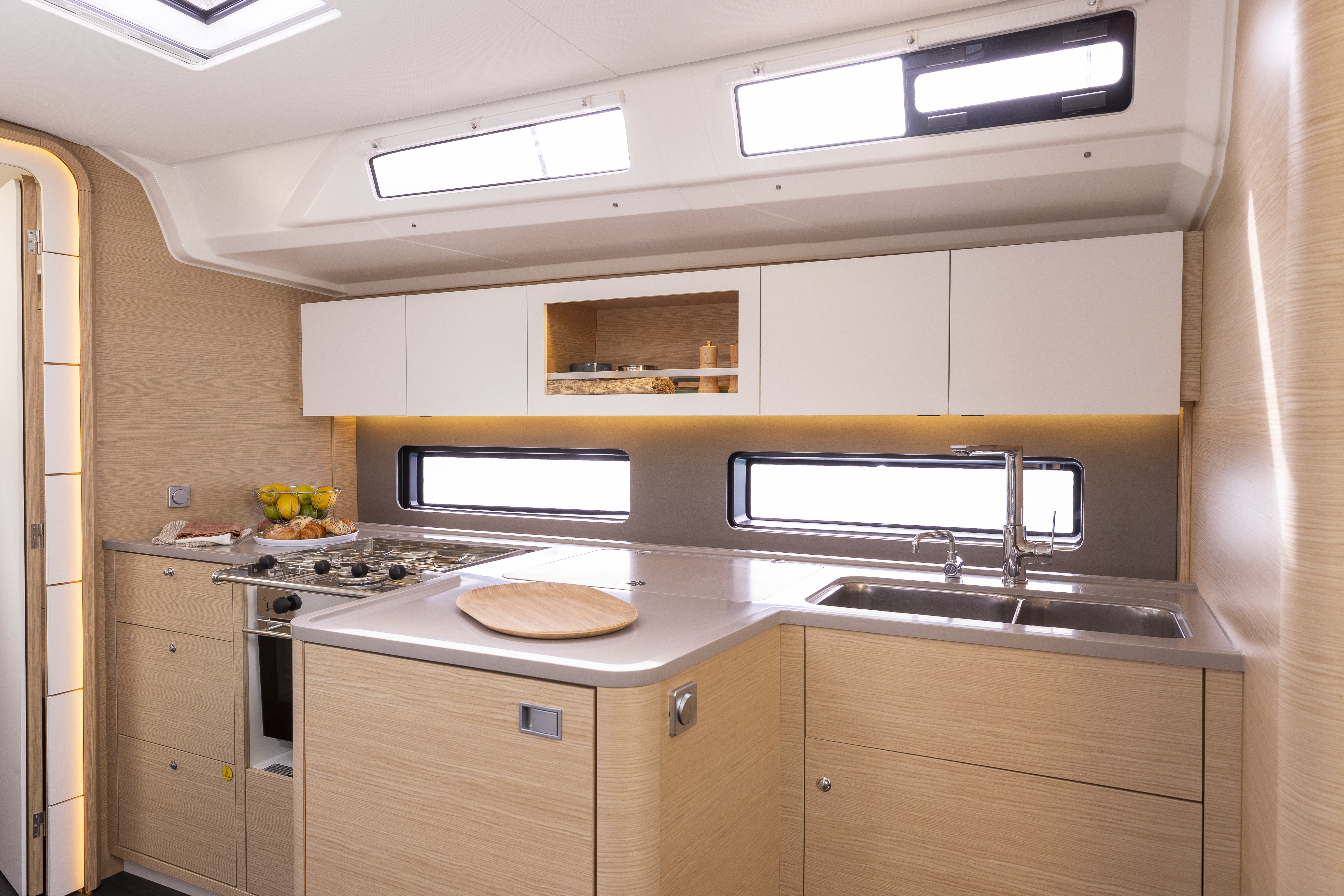 Sunsail 41.3 Premium Plus