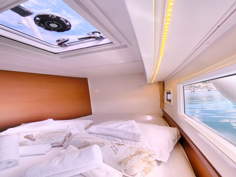 SEA VOYAGER 