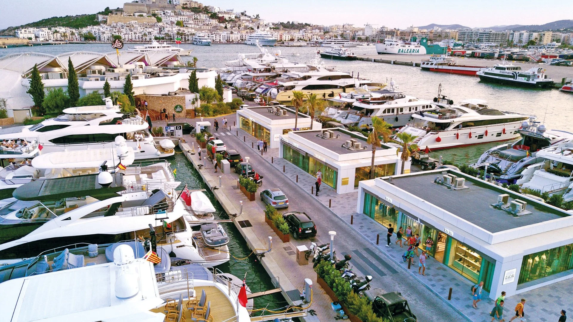 Most Preferred Routes for Yacht Charter Holidays