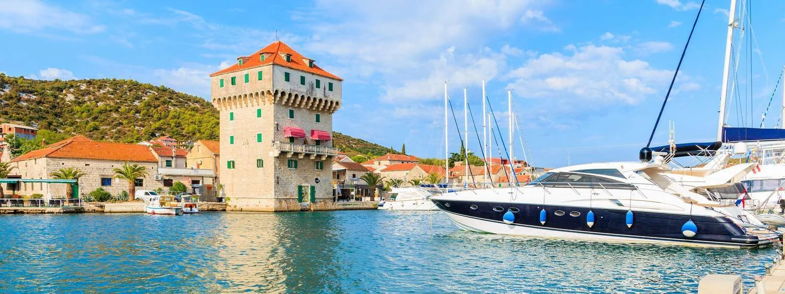 PREMIUM YACHT CLASSES